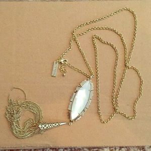 Kendra Scott necklace